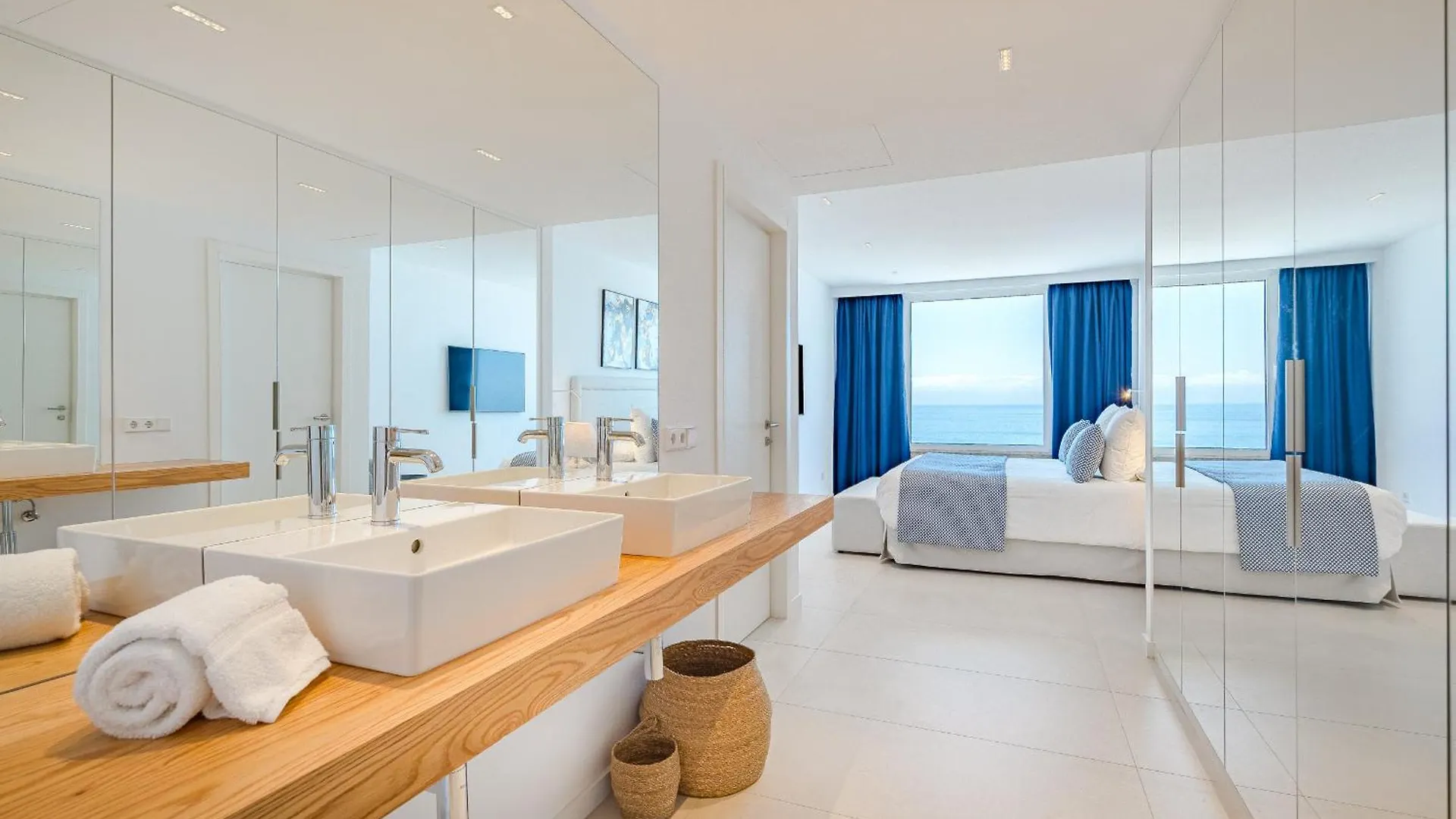 Aquasuites Luxury Apartament B06 At Los Gigantes Acantilado de los Gigantes 0*,  Spanien